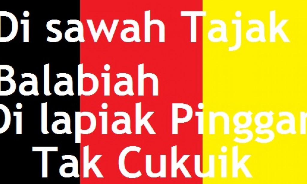 Arti Istilah "Di Sawah Tajak Balabiah, Di Lapiak Pinggan Tak Cukuik"