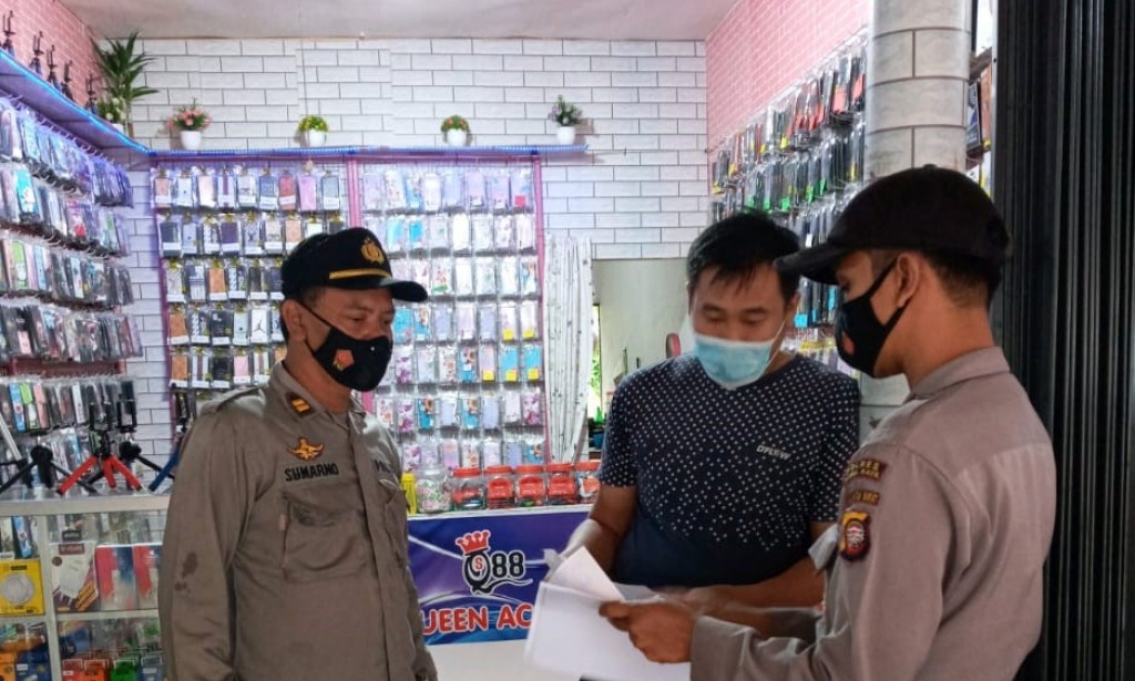 POLSEK SUNGAI RAYA GENCAR LAKUKAN KEGIATAN PEMEBERLAKUKAN PEMBATASAN KEGIATAN MASYARAKAT