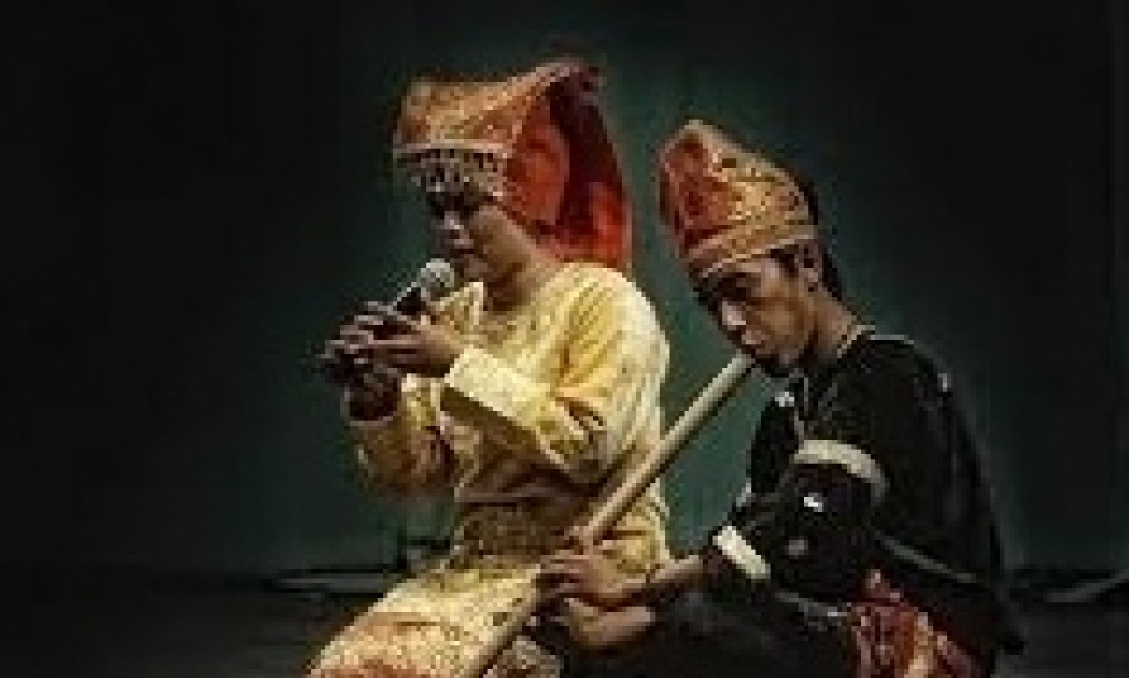 Pantun Lirik Lagu Gumarang