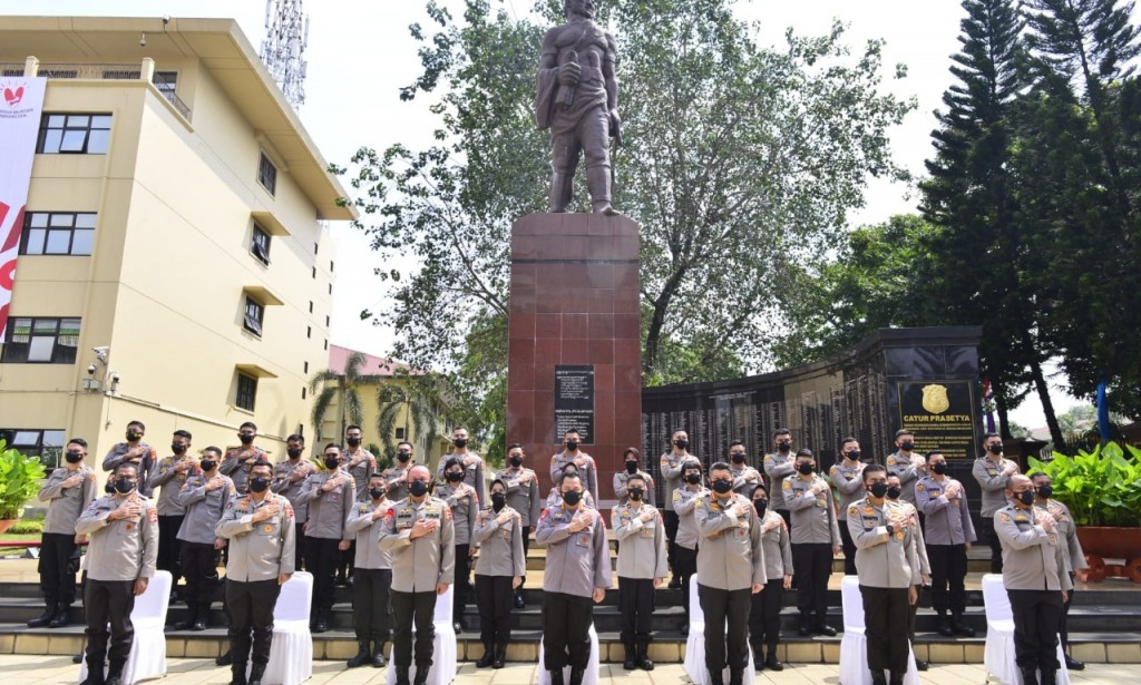Lepas 37 Perwira Penerima LPDP, Kapolri: Jadikan Bekal Untuk Bangun Indonesia Lebih Maju