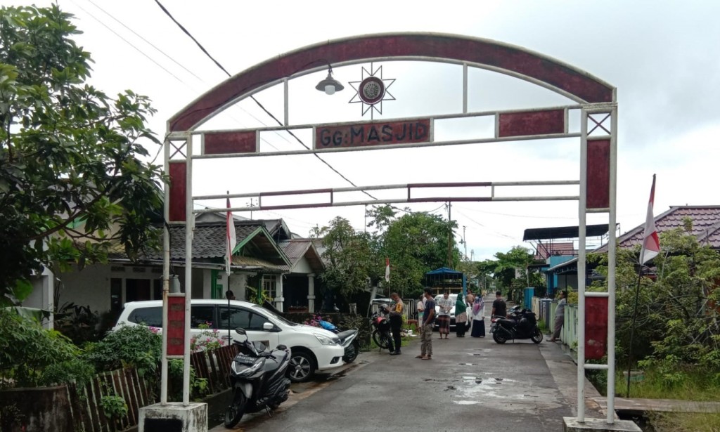 Di temukan Kaku Tak bernafas di samping tempat tidurnya, Warga BTN Teluk Mulus Gempar