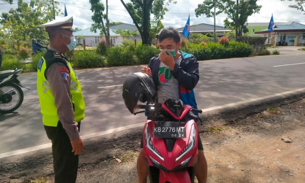 Ops Patuh Kapuas 2021 Satlantas Polres Kubu Raya Fokus Penegakan Hukum Pengendara Melawan Arus